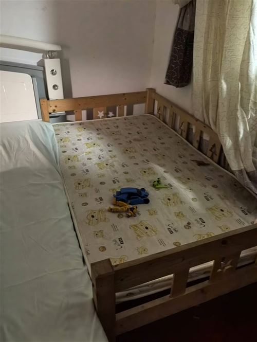 小孩過(guò)渡期拼接床