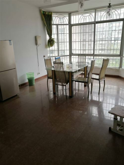 房屋出租(市中心醫院花板橋小區)步步高附近三房二廳一廚一衛125平