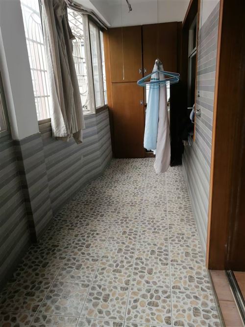 房屋出租(市中心醫院花板橋小區)步步高附近三房二廳一廚一衛125平