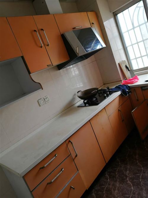 房屋出租(市中心醫院花板橋小區)步步高附近三房二廳一廚一衛125平