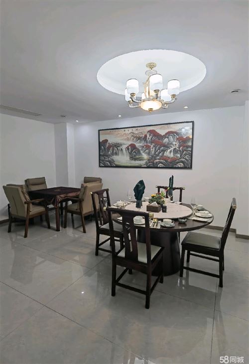 岳陽市區(qū)岳州中學(xué)對(duì)面私人會(huì)所360平米出租