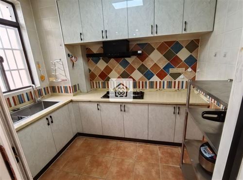 首付12萬買128平婚房精裝帶車位