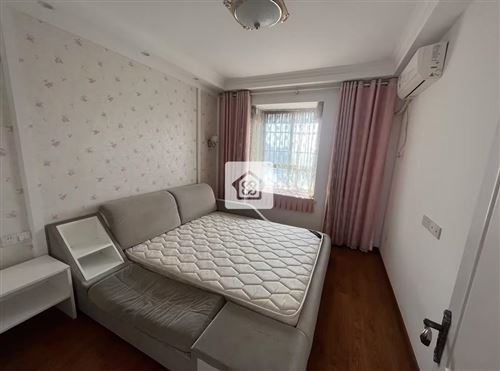 八字門首付8萬單價4000多精裝電梯三房