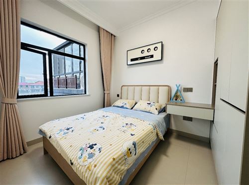 王家河附近園林小區(qū)全新裝修三房56萬(wàn)