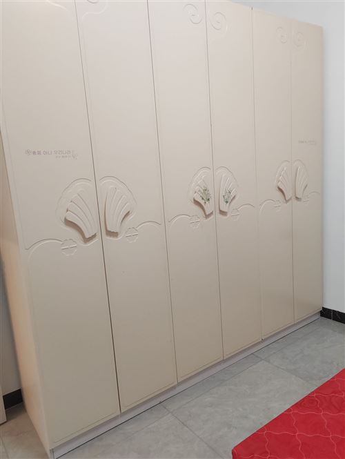 羊角山老居民點(diǎn)三室兩廳一衛(wèi)新房出租