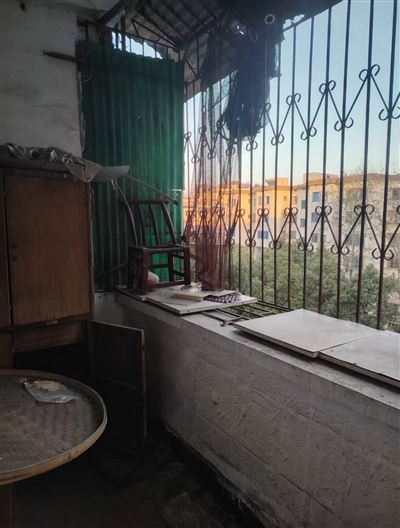 珞王街道辦事處(港九港旁邊)